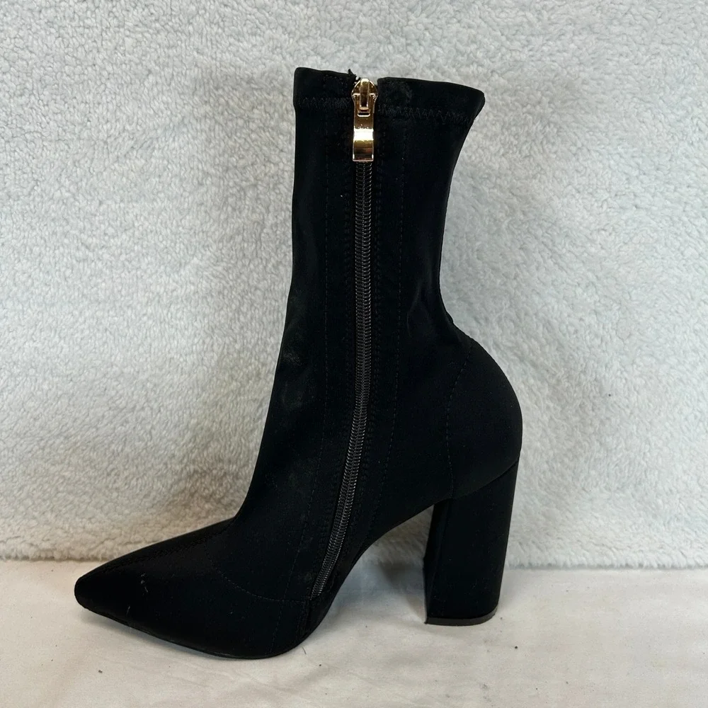 Azalea‎ Wang Black Pointed Toe Block Heel Sock Boots Stretchy Size 7.5